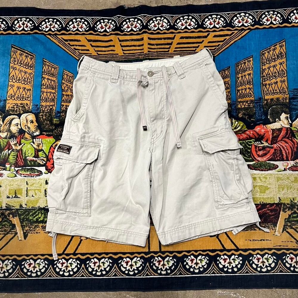 Abercrombie fitch fatigue cargo shorts Size 32 10" inseam paratrooper americana